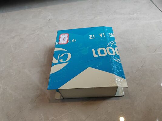 Balanced Performance Laminar Flow Ceiling – 50mm PIR Core with 0.4mm Steel Facings, Reliable OR Ceiling System